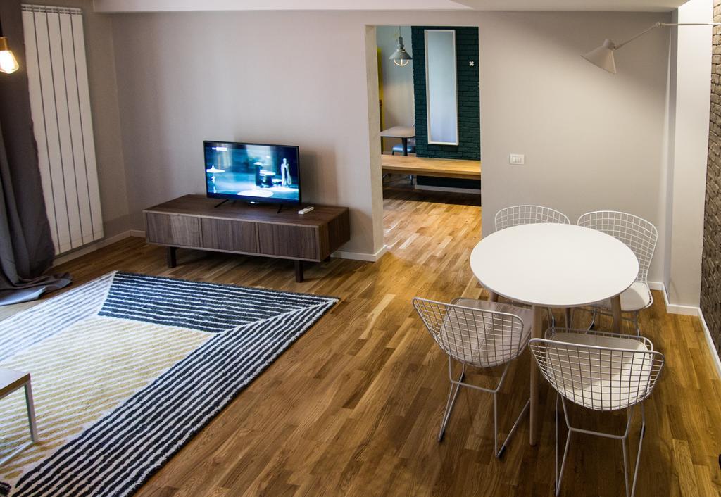 Old City Cosy Apartment Bucharest Luaran gambar